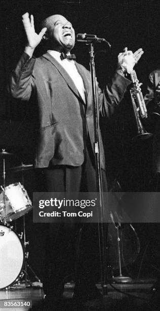 Jazz trumpeter Louis Armstrong performs at the University of Michigan on September 2, 1967 in Ann Arbor, Michigan.