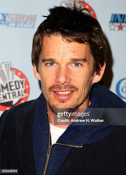 Eith Hawk Actor 581 Central Hawke Stock Photos, High-Res Pictures, and Images - Getty ...