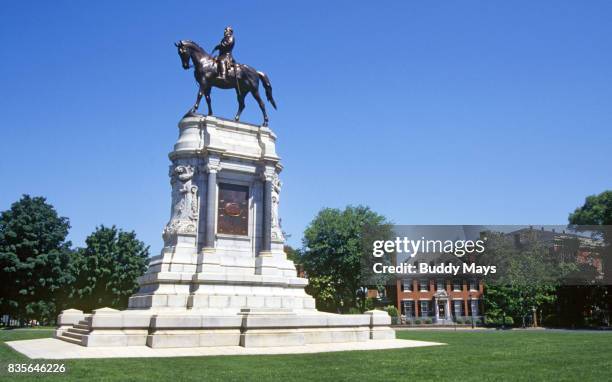 general robert e. lee - monument avenue richmond stockfoto's en -beelden