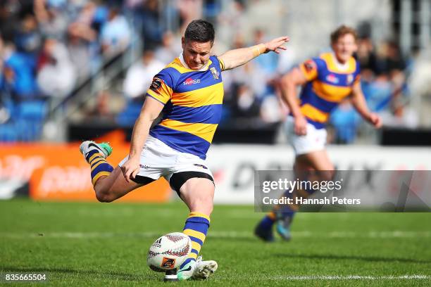 Mike Delany of Bay of Plenty kicks a penalty during the round one Mite 10 Cup match between Northland and Bay of Plenty at Toll Stadium on August 20,...