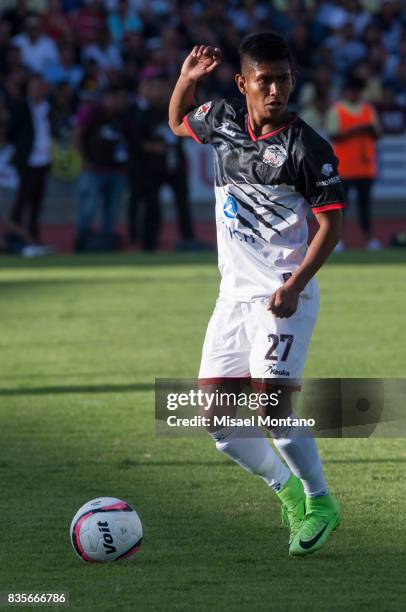 Luis Olasccoaga of Lobos BUAP drives the ball during the fifth round match between Lobos BUAP and America as part of the Torneo Apertura 2017 Liga MX...