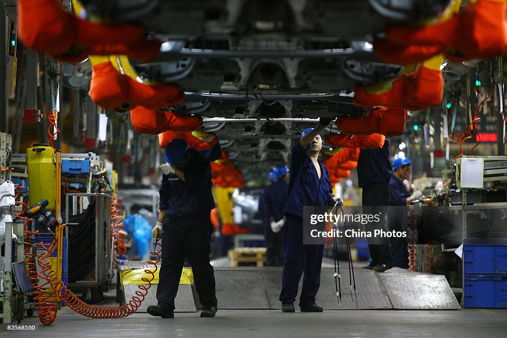 Financial Crisis Affects China's Auto Industry