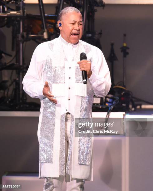 Ralph Johnson of Earth Wind And Fire performs at Verizon Wireless Amphitheater on August 19, 2017 in Alpharetta, Georgia.