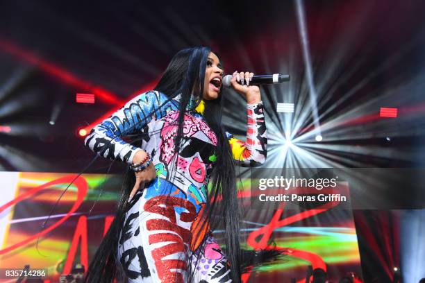 Rapper Cardi B performs onstage at Streetzfest 2K17 at Lakewood Amphitheatre on August 19, 2017 in Atlanta, Georgia.