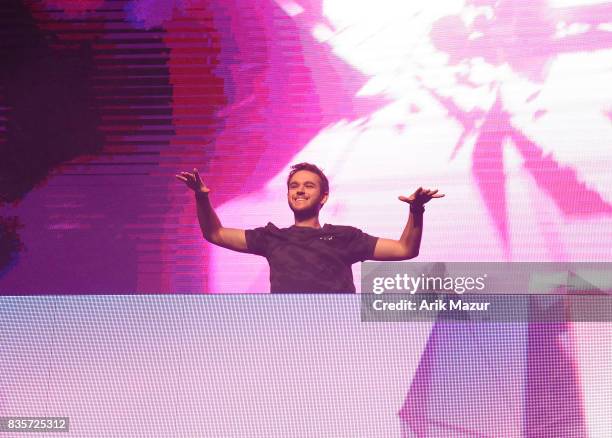 Zedd performs at 2017 Billboard HOT 100 Music Festival at Northwell Health at Jones Beach Theater on August 19, 2017 in Wantagh, New York.