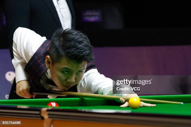 Zhou Yuelong of China plays a shot during his quarterfinal match against Shaun Murphy of England on day five of Evergrande 2017 World Snooker China...