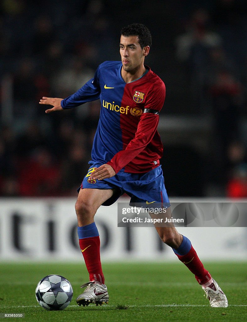 Barcelona v FC Basel - UEFA Champions League