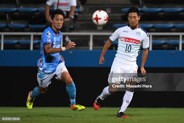 Kazuhiro Sato of Mito Hollyhock in action during the J.League J2 match between Yokohama FC and Mito Hollyhock at Nippatsu Mitsuzawa Stadium on August...