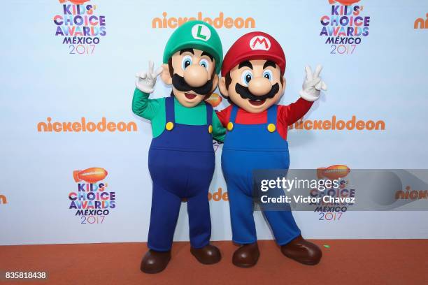 Luigi and Mario of Super Mario Brothers attend the Nickelodeon Kids' Choice Awards Mexico 2017 at Auditorio Nacional on August 19, 2017 in Mexico...