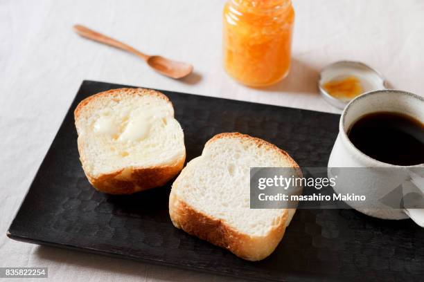 bread and coffee - white bread fotografías e imágenes de stock