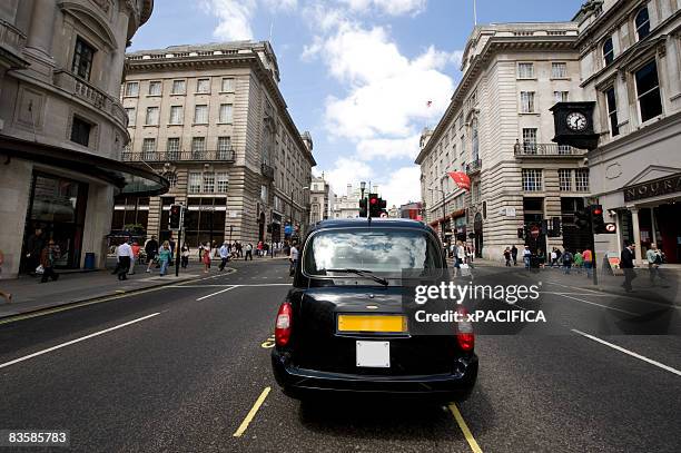 the rear of a london cab. - london taxi ストックフォトと画像