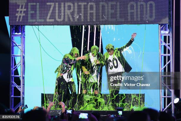 Pau Zurita, Juanpa Zurita and Andy Zurita get slimed on stage during the Nickelodeon Kids' Choice Awards Mexico 2017 at Auditorio Nacional on August...