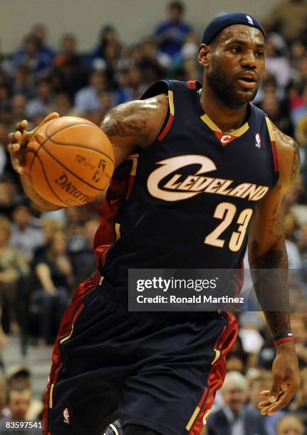 Forward LeBron James of the Cleveland Cavaliers during play against the Dallas Mavericks on November 3, 2008 at American Airlines Center in Dallas,...