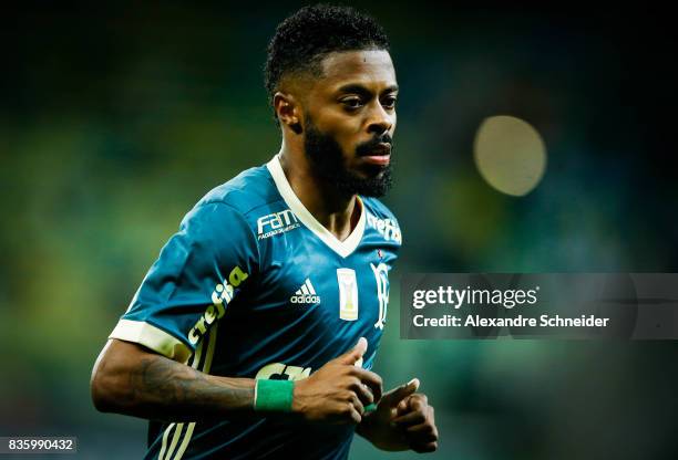 Michel Bastos of Palmeiras in action during the match between Palmeiras and Chapecoense for the Brasileirao Series A 2017 at Aliians Parque Stadium...