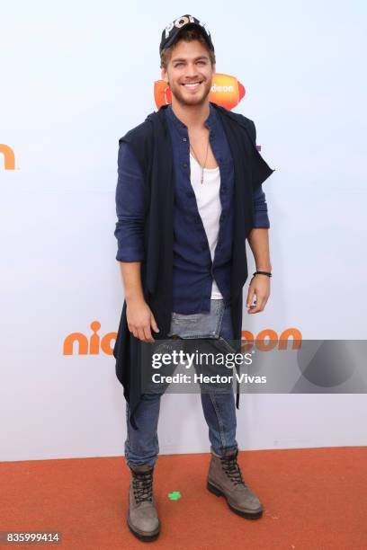 Mexican actor Polo Morin poses for pictures during the Kids Choice Awards Mexico 2017 Orange Carpet at Auditorio Nacional on August 19, 2017 in...