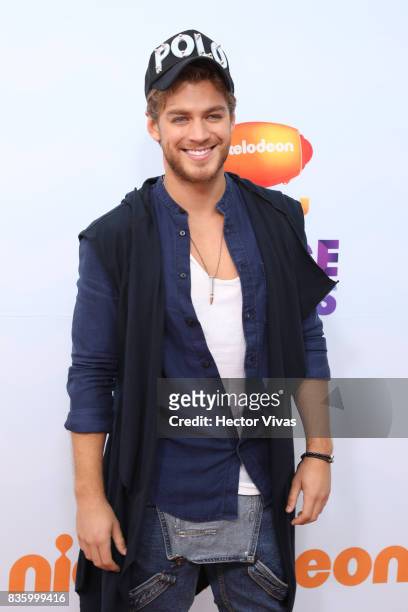 Mexican actor Polo Morin poses for pictures during the Kids Choice Awards Mexico 2017 Orange Carpet at Auditorio Nacional on August 19, 2017 in...