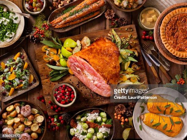 holiday ham dinner - christmas feast stock pictures, royalty-free photos & images