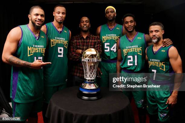 Eddie Basden, Rashard Lewis, Gary Payton, Kwame Brown, Kareem Rush, Mahmoud Abdul-Rauf of the 3 Headed Monsters poses for a photo after winning the...