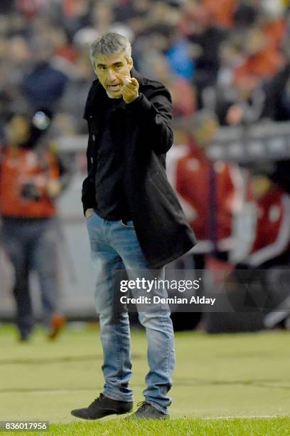 Gabriel Gomez, coach of Instituto gives instructions to his players during a match between River Plate and Instituto as part of round 16 of Copa...