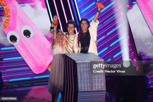 Members of the youtuber group Los Polinesios receive an award during the Nickelodeon Kids' Choice Awards Mexico 2017 at Auditorio Nacional on August...