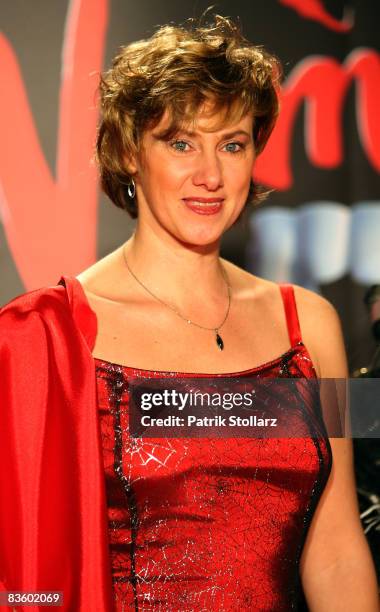 Marina Kielmann arrives at the Premiere of the musical 'Dance Of The Vampires' at Metronom theatre on November 7, 2008 in Oberhausen, Germany.