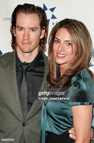 Actor Mark-Paul Gosselaar and his wife Lisa Gosselaar attend the Zimmer Children's Museum 8th annual Discovery Awards dinner at The Beverly Hills...