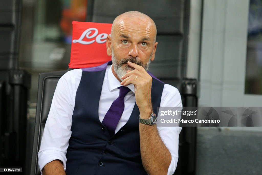 Stefano Pioli head coach of ACF Fiorentina look on before...