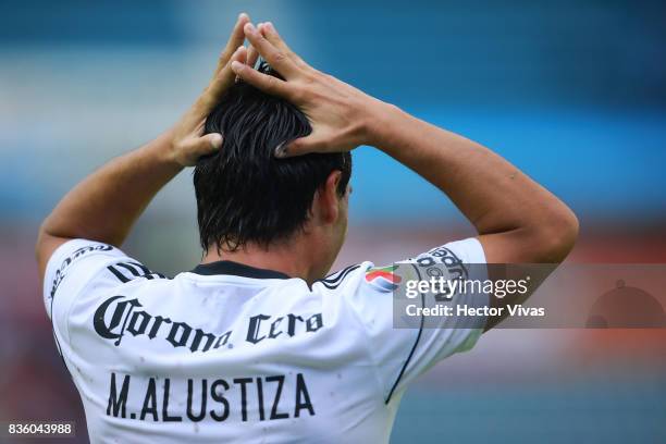 Gustavo Alustiza of Atlas reacts during the fifth round match between Cruz Azul and Atlas as part of the Torneo Apertura 2017 Liga MX at Azul Stadium...