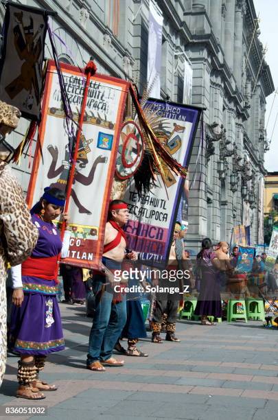 aztec dance in mexico city - aztec headdress stock pictures, royalty-free photos & images