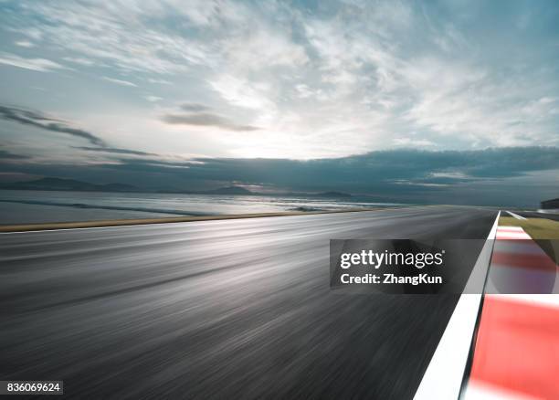 the motor racing tracks - サーキット ストックフォトと画像