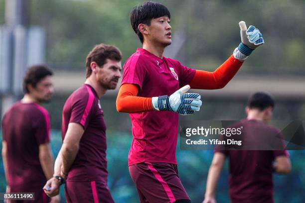 Headcoach Andre Villas-Boas and goalkeeper Yan Junling of Shanghai SIPG during pre-match training session of the AFC Champions League 2017...