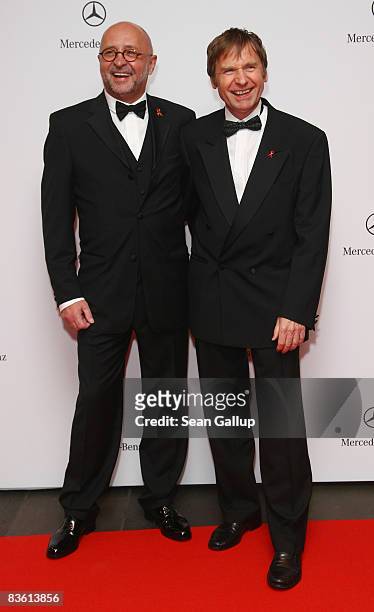 Ulrich Heide , head of the Deutsche AIDS-Stiftung and Alfred Weiss attend the 15th AIDS Gala at the Deutsche Oper on November 8, 2008 in Berlin,...