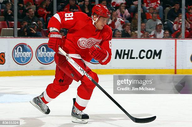 Marian Hossa of the Detroit Red Wings skates against the New Jersey Devils on November 8, 2008 at Joe Louis Arena in Detroit, Michigan.