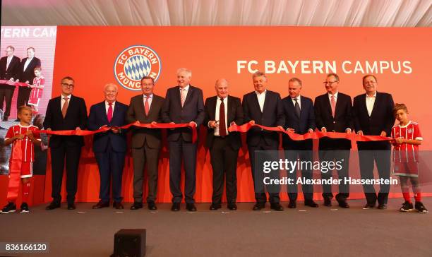 Jan-Christian Dreesen, COO of FC Bayern Muenchen, Walter Mennekes, Vice-President of FC Bayern Muenchen, Karl Hopfner, Horst Seehofer, Bavarian...