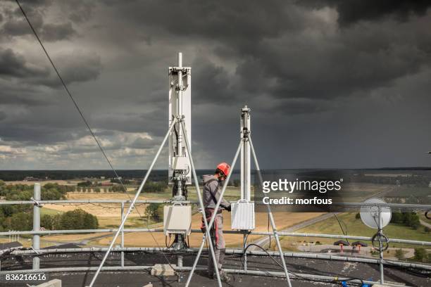 working at height - 3g stock pictures, royalty-free photos & images