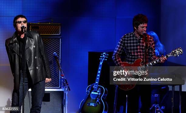 Noel Gallagher and Liam Gallagher of Oasis attend "Che Tempo Che Fa" Italian TV Show on November 9, 2008 in Milan, Italy.