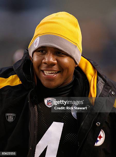 Byron Leftwich of the Pittsburgh Steelers stands on the sidelines against the Indianapolis Colts on November 9, 2008 at Heinz Field in Pittsburgh,...