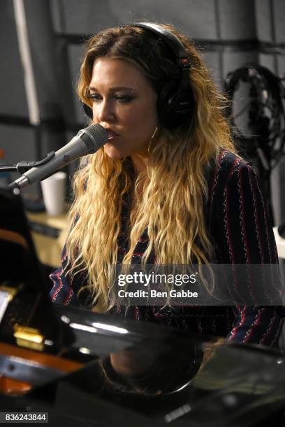 Singer/songwriter Rachel Platten performs at SiriusXM Studios on August 21, 2017 in New York City.