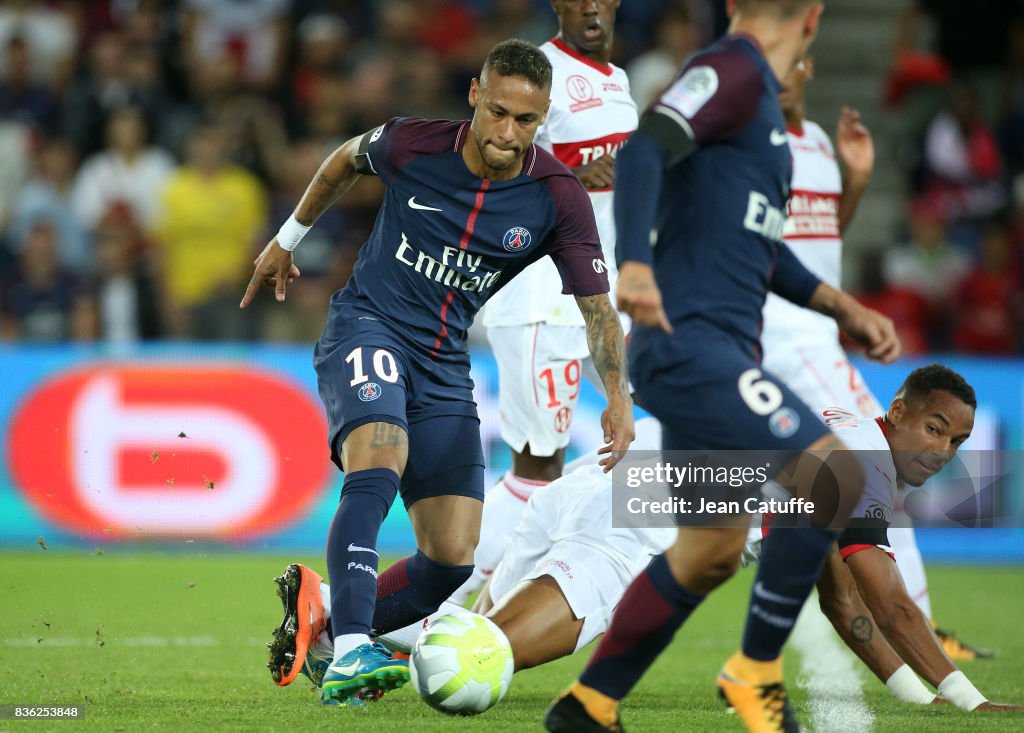 Paris Saint Germain v Toulouse FC - Ligue 1