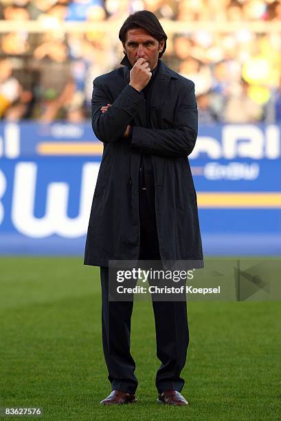 Head coach Bruno Labbadia of Leverkusen before the Bundesliga match between Karlsruher SC and Bayer Leverkusen at the Wildpark stadium on November 8,...