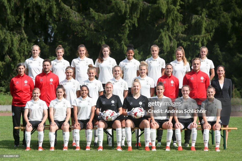 U17 Girl´s Germany - Team Presentation - Gruenberg -