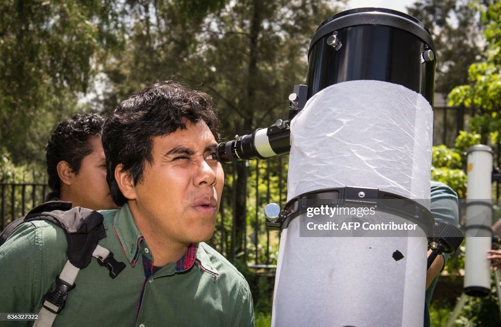 MEXICO-SOLAR-ECLIPSE