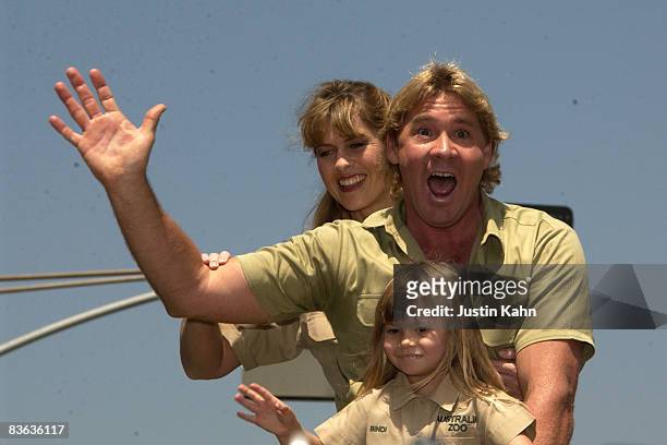 Steve Irwin with wife Terri Irwin and daughter Bindi Irwin