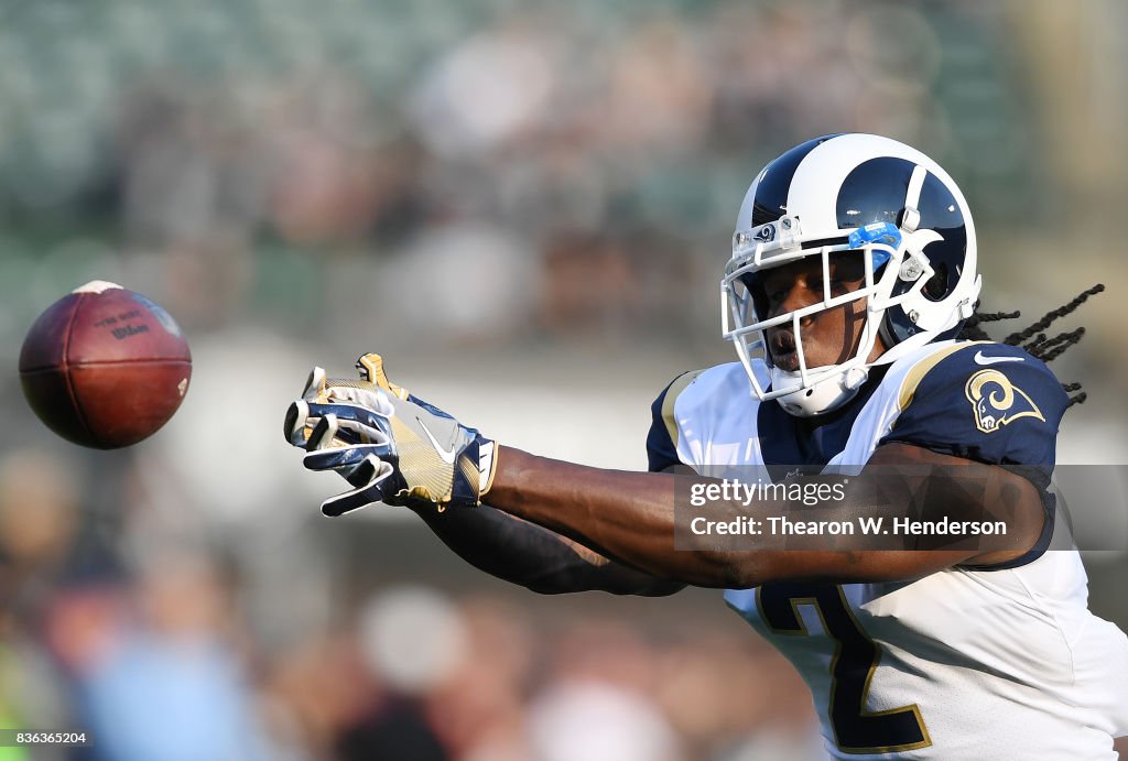 Los Angeles Rams v Oakland Raiders