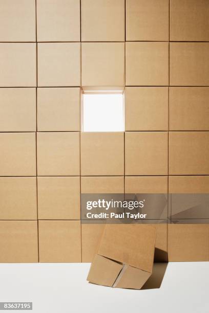 Descending Box 4,577 Drop Down Box Stock Photos, High-Res Pictures, and Images - Getty ...