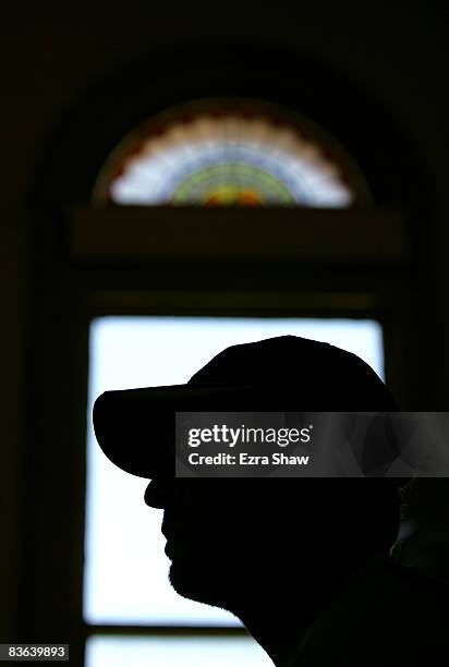 Daniel Vettori speaks to the media during a New Zealand press conference at the Sydney Cricket Ground on November 11, 2008 in Sydney, Australia.