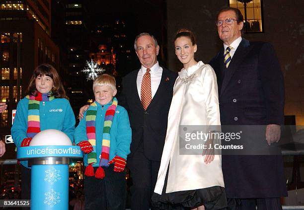 Unicef Ambassador Sarah Jessica Parker is joined by Rebecca Monday, Zane Boswell, Mayor Michael R. Bloomberg and Sir Roger Moore for the lighting of...