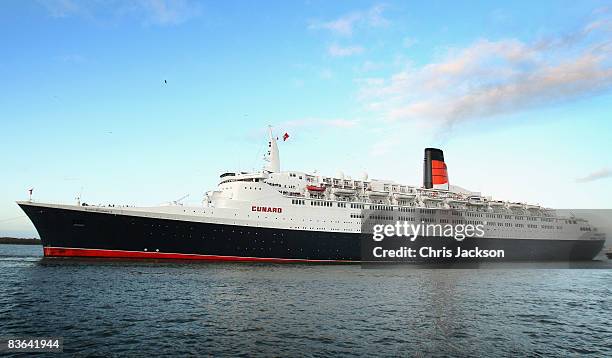 The Queen Elizabeth II prepares to dock in Southampton having arrived ahead of its final voyage to Dubai on November 11, 2008 in Southampton,...