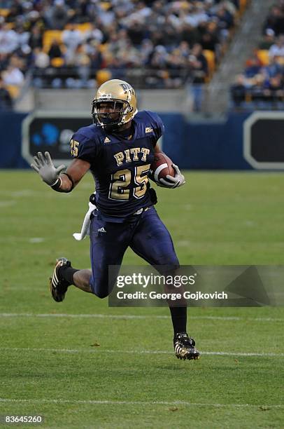 Running back LeSean McCoy of the University of Pittsburgh Panthers runs with the football during a Big East Conference college football game against...