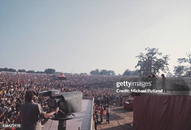 American rock band Lynyrd Skynyrd perform on stage at Knebworth, 21st August 1976.